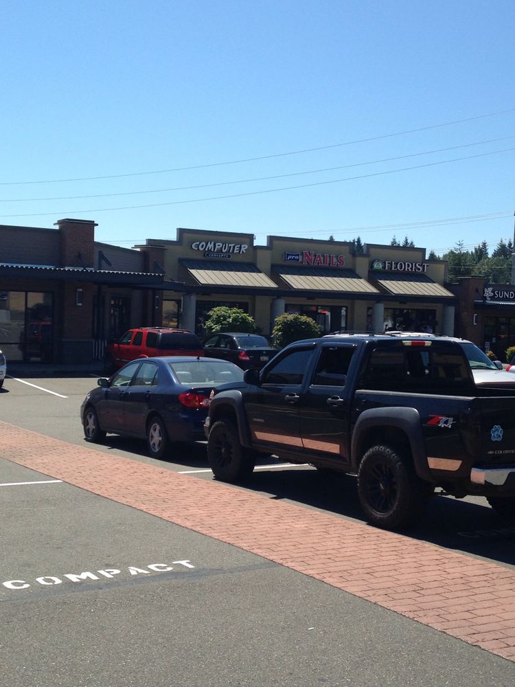 SHERWIN WILLIAMS PLAZA: 128102 3959 Martin Way , Olympia, WA 98506